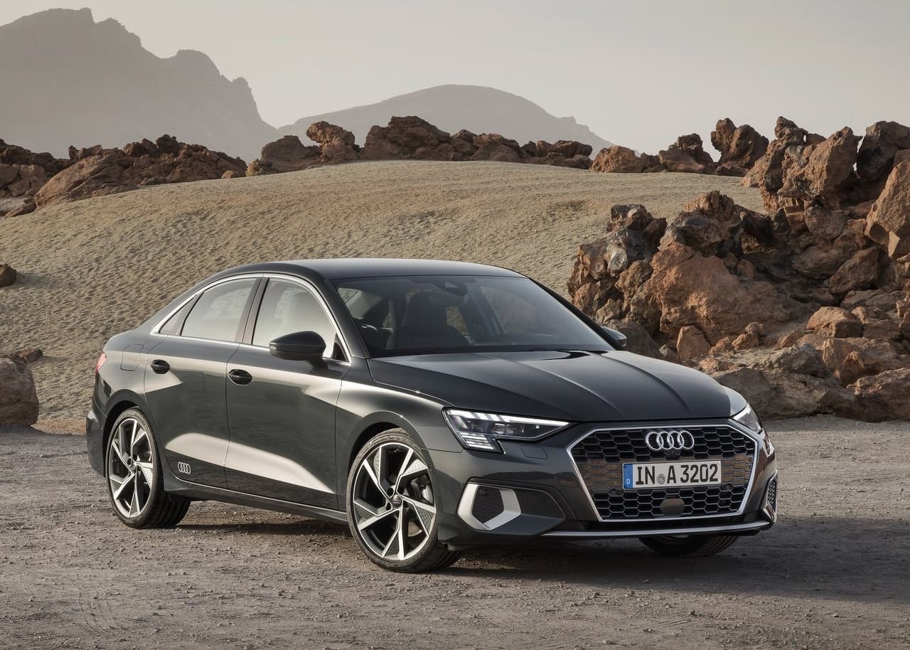 <h3 class="cms-H3-H3"><b>12. Audi A3</b></h3>
<br>
<br>
<b>Tiempo promedio que le toma en venderse:</b> 29.3 días
<br>
<b>Precio promedio:</b> 29,305 dólares