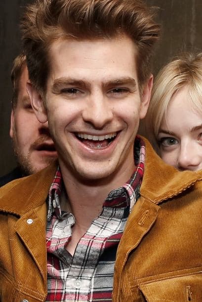 No Andrew, no eres el centro del universo. Por lo mejos así lo dejó claro la frente de la metiche de Emma Stone, quien metió la narizota en su foto, literalmente. Más videos de Chismes aquí.