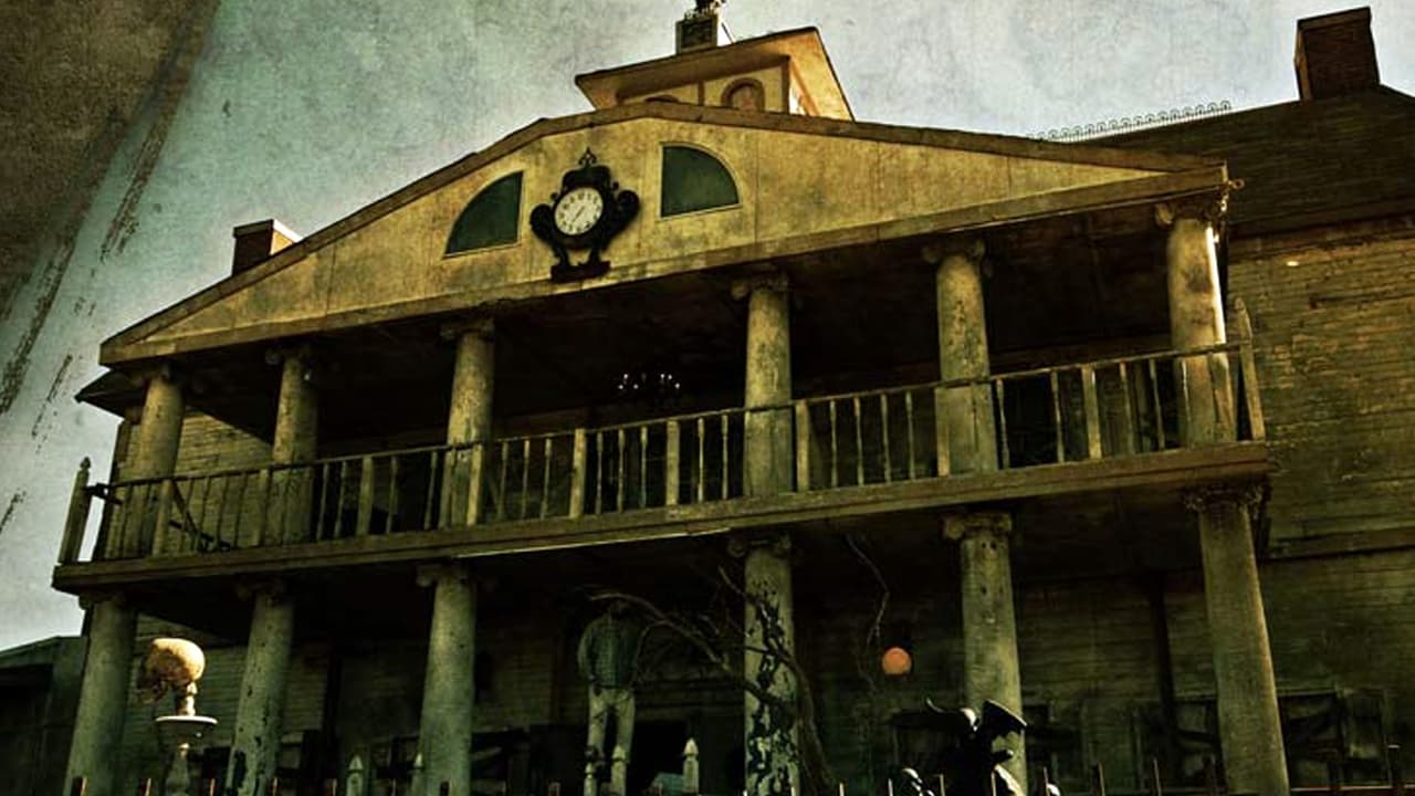 <b>Thrillvania:</b> Es un parque con diferentes atracciones de terror, solo para los más valientes, incluye una casa embrujada. Dirección: 
<b>2330 County Road 138, Terrell.</b> Entrada: 
<b>Desde los $40 por persona. </b>Para más información sobre horarios y otros detalles entra a 
<a href="https://thrillvania.com/" target="_blank">thrillvania.com </a>