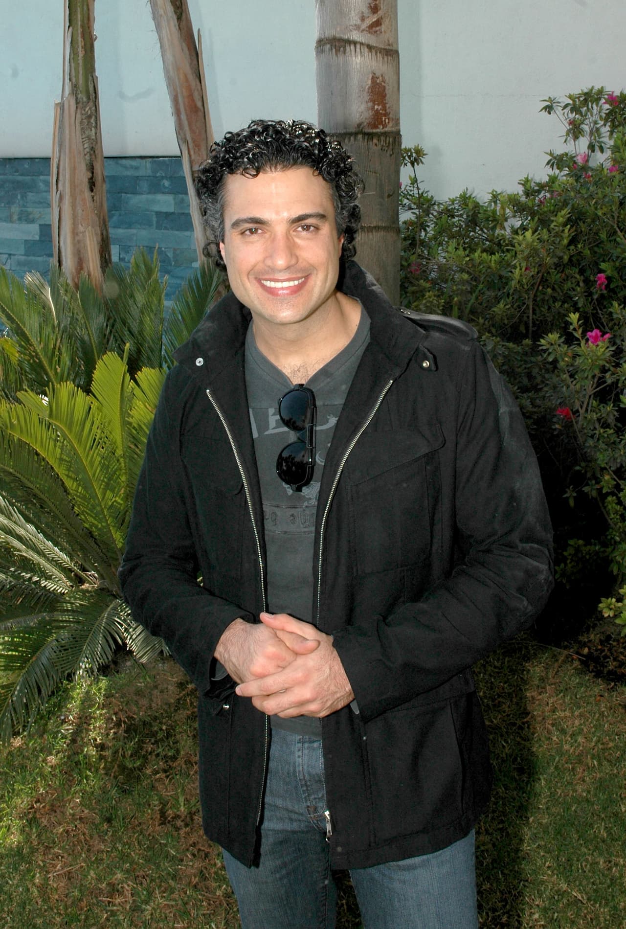 Antes de poder debutar en el mundo artístico terminó una carrera. ¿Te imaginas cuál fue?