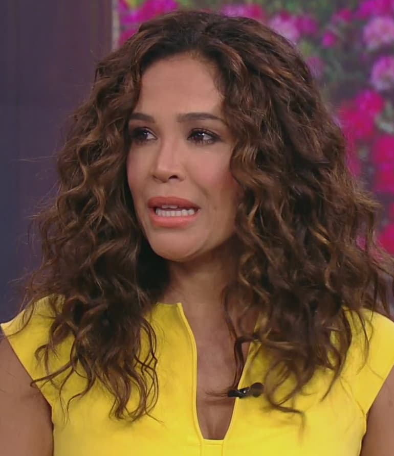 "Ahí mismo te pueden decir la cantidad de anticuerpos que tienes y la cantidad de personas que puedes ayudar. Es algo maravilloso", compartió emocionada. Palabras que se unen a su mensaje en redes donde dijo: "Dios siempre tiene un propósito. Tu donación es la esperanza que tantos necesitan. Compartamos vida, salud, fuerza y fe. No lo dejes para mañana, muchos nos necesitan hoy".