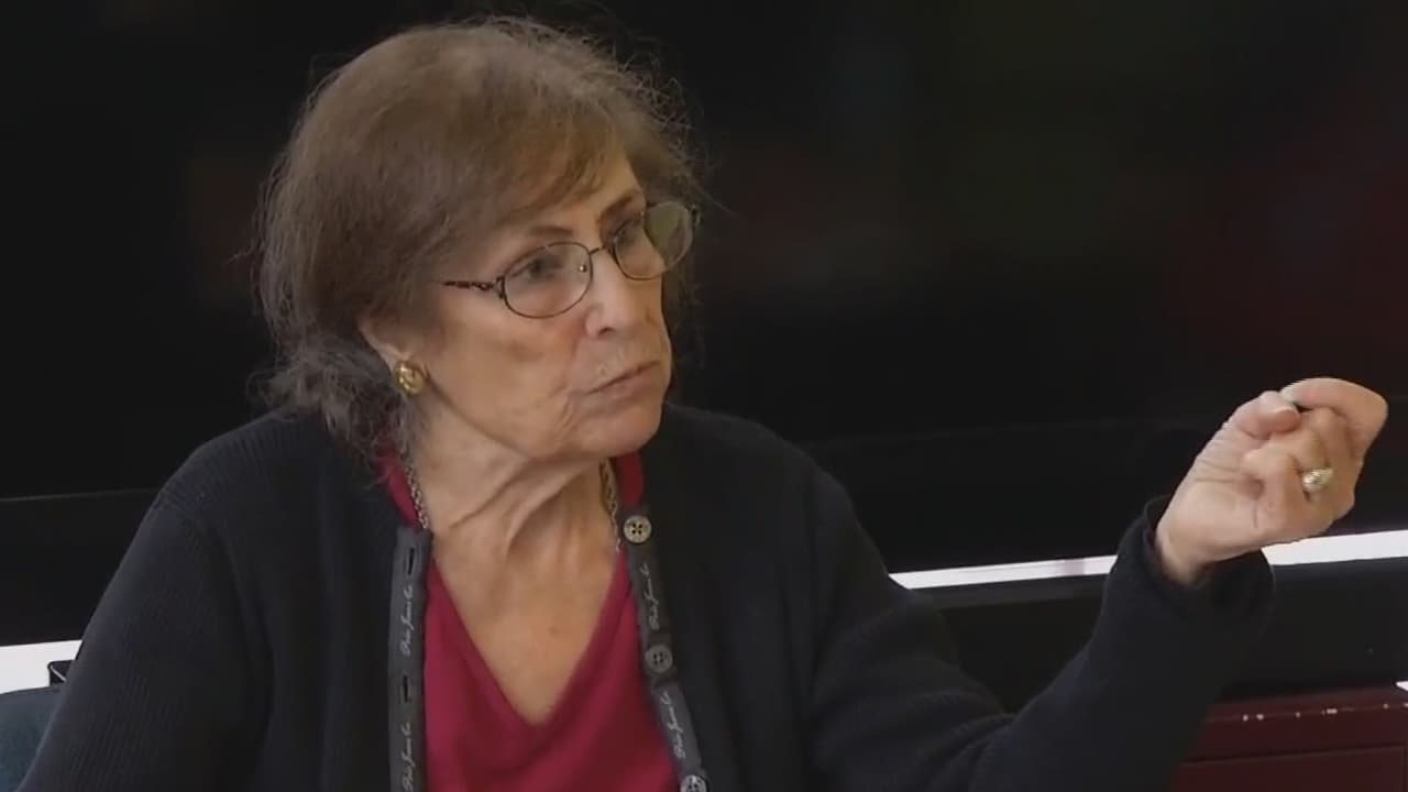 FBI alerta sobre estafas más comunes a personas adultas mayores