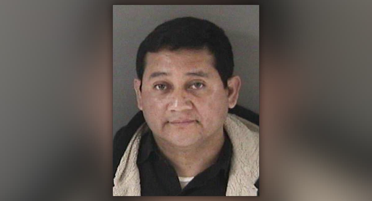 Arrestan a un sacerdote salvadoreño de Fremont por abuso sexual de menores