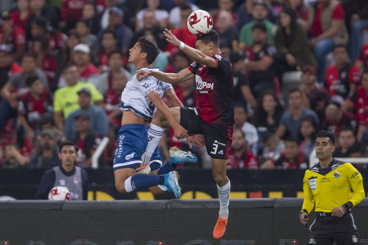 Con solitario gol de Crsitian Menendez , Puebla consigue los tres puntos en su debut en el Clausura 2020.