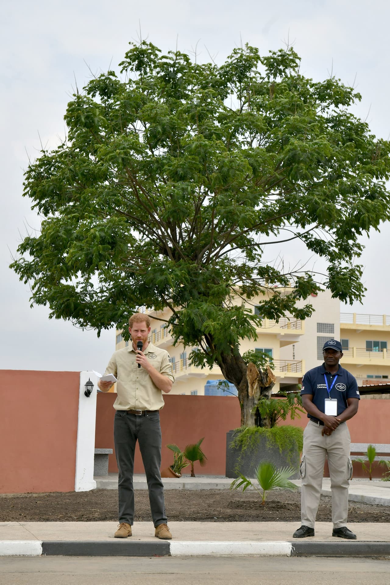 De acuerdo con People, hoy ese lugar está 
<b>rodeado de varias universidades</b>, escuelas y pequeñas empresas.
<br>
