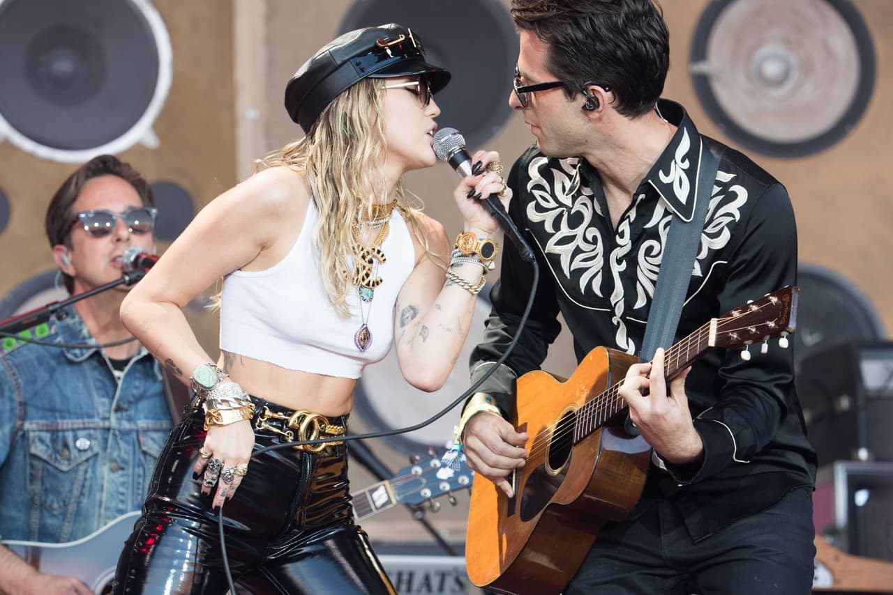 Mark Ronson es el productor y compositor
<b> </b>de exitosas canciones que han sido interpretadas por Bruno Mars, Miley Cyrus y Lady Gaga, entre otros artistas.
<br>