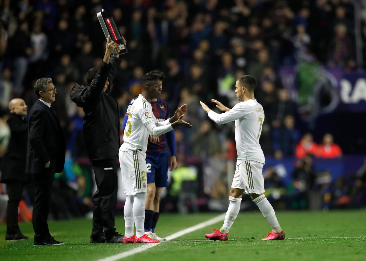 <b>La lesión que lo marginó</b> 
<br>No ha podido representar con orgullo y mostrar su talento en el Real Madrid tras una fisura en el peroné distal derecho. Esto ocurrió el 22 de febrero y finalmente reapareció el pasado 14 de junio con el Real Madrid en la victoria 3-1 sobre Eibar.