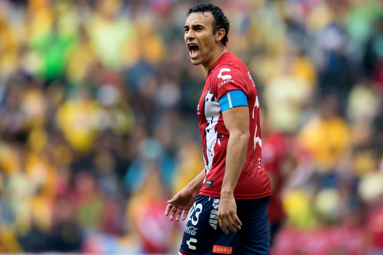 Leobardo López: "(Posible llegada de Ochoa) Es algo que nos da risa"