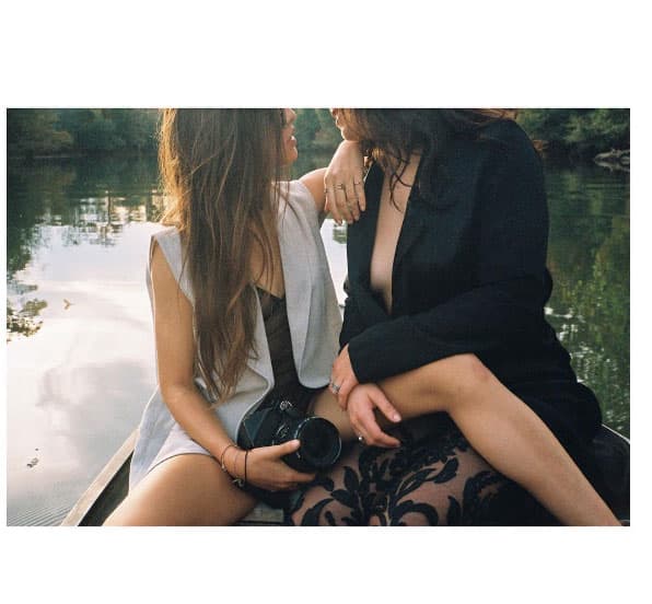 Al igual que Lucy, la hija del cantante Carlos Vives, quien tiene a penas 21 años.