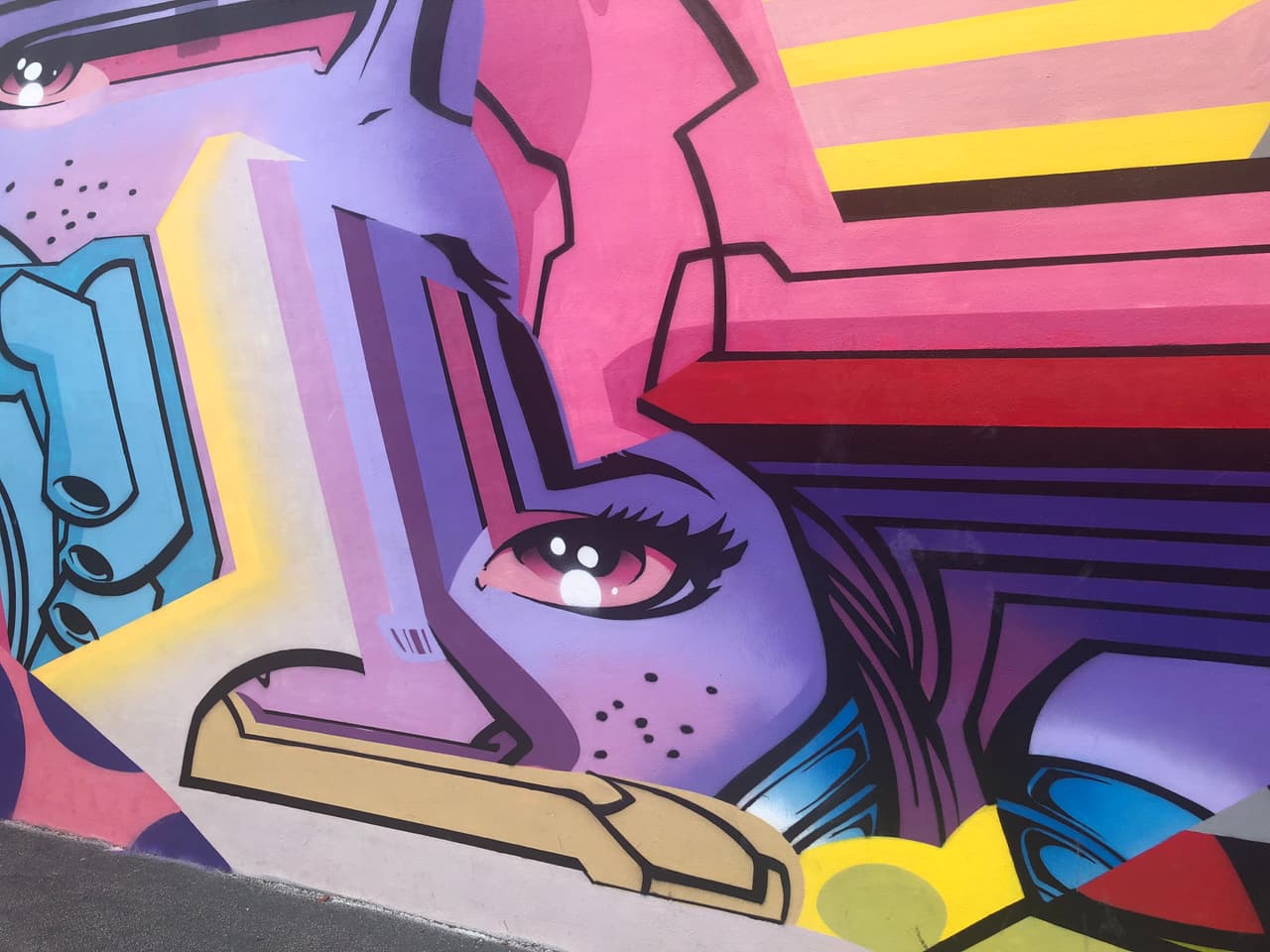 También hay recorridos privados, los cuales son un servicio pago.