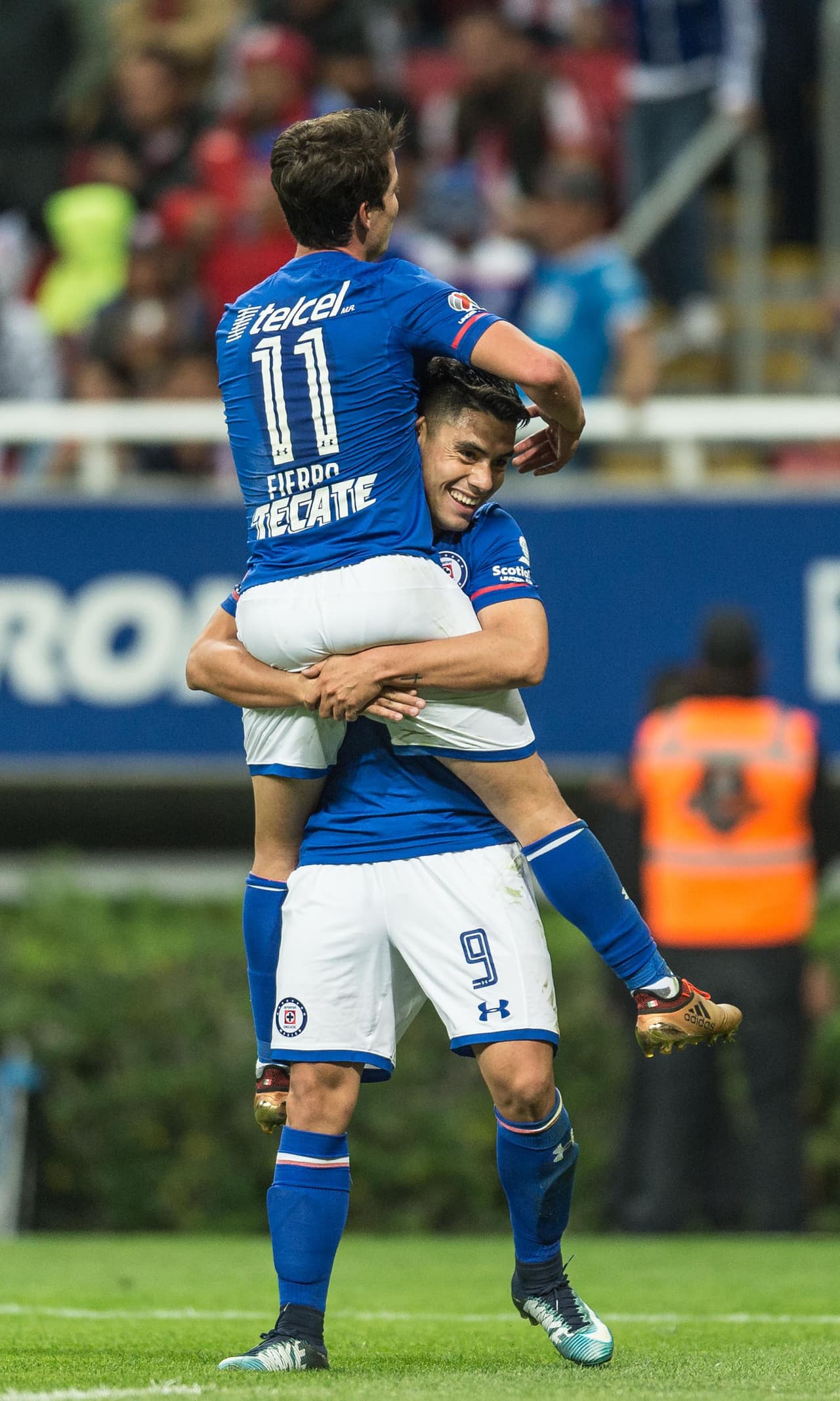 Felipe Mora puso cifras definitivas al minuto 91 tras un contragolpe perfectamente conducido por Carlos Fierro.