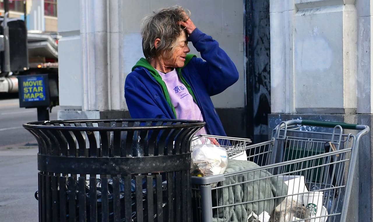 “Queremos que la ciudad detenga eso”: ONG de Sacramento denuncia desalojos de indigentes