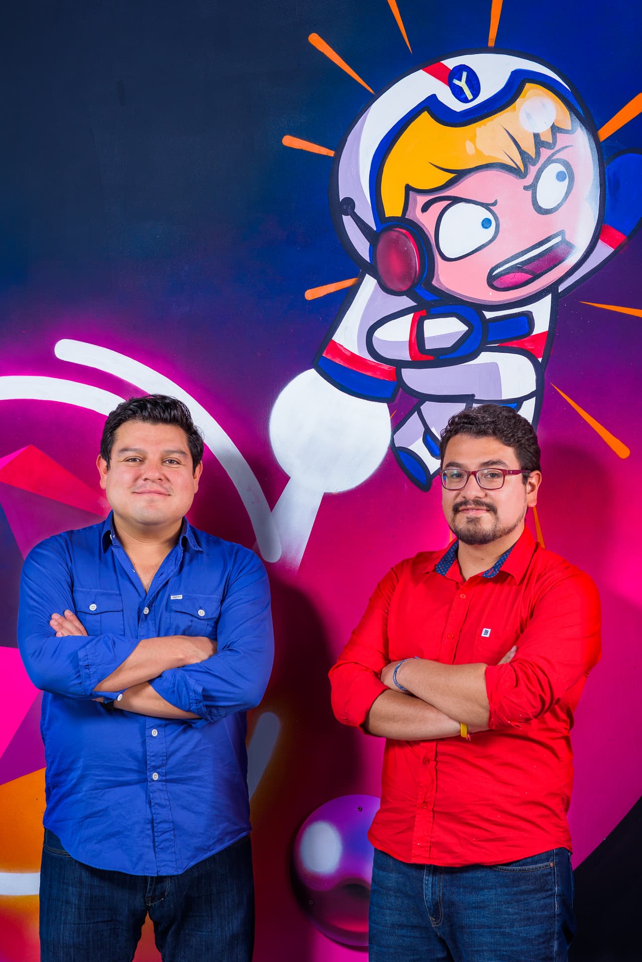 Manolo Díaz tenía una agencia de diseño de páginas de internet, junto a Alberto Colín (derecha), su actual socio.