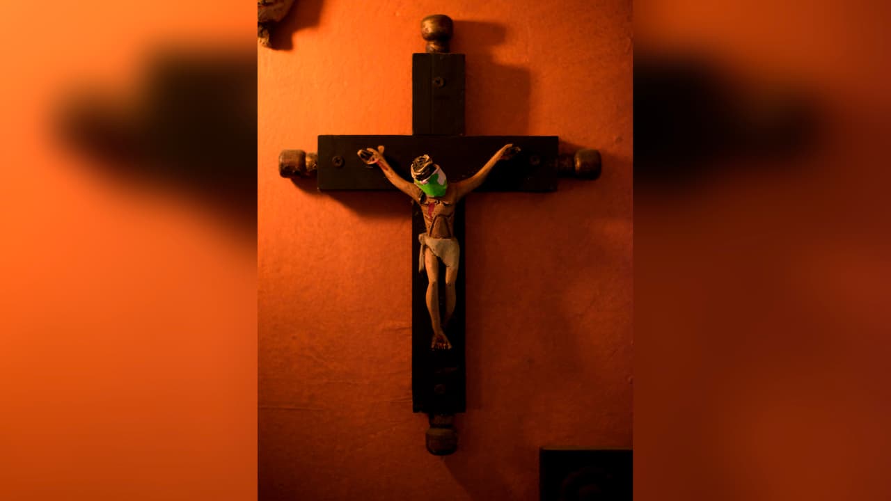 Entre las medidas está que los empleados deben usar mascarillas.