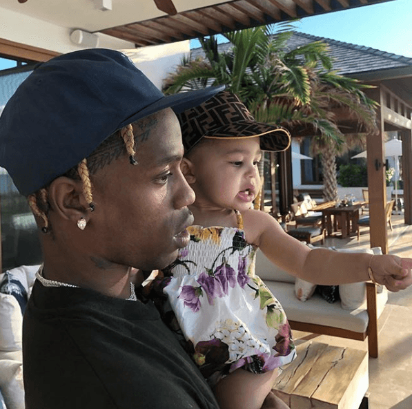 De acuerdo con los representantes de Travis Scott, la prioridad del cantante es 
<b>mantener a su familia unida</b>.