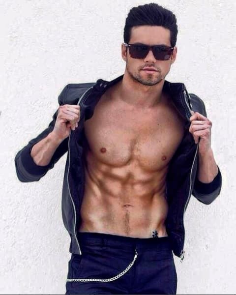 El actor mexicano Eleazar Gómez de 30 años es otro de los famosos que se integra por primera vez a este show 'Sólo para mujeres'.