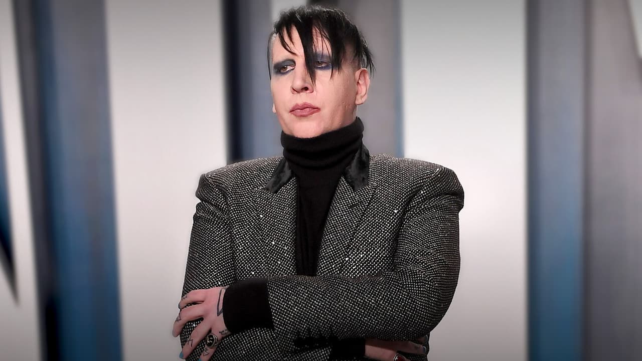 Marilyn Manson fue liberado bajo fianza un día después de entregarse a la policía por escupirle a un camarógrafo