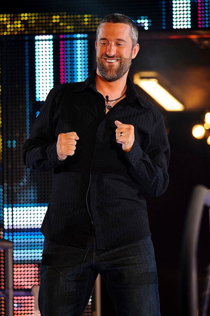 <b><a href="https://www.univision.com/famosos/muere-dustin-diamond-cancer-actor-salvado-por-la-campana">Dustin Diamond murió</a></b> el 1 de febrero a los 44 años, a causa de cáncer de pulmón en etapa cuatro que le fue diagnosticado en enero.
<br>