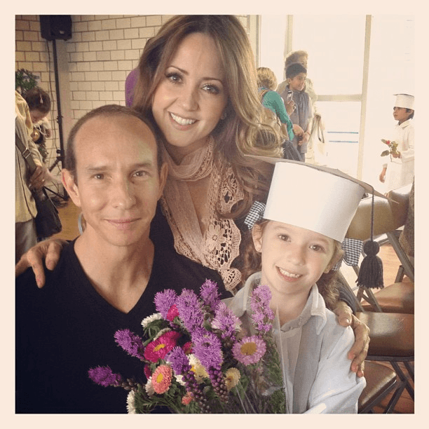 Su familia la hace sentir una mujer plena.