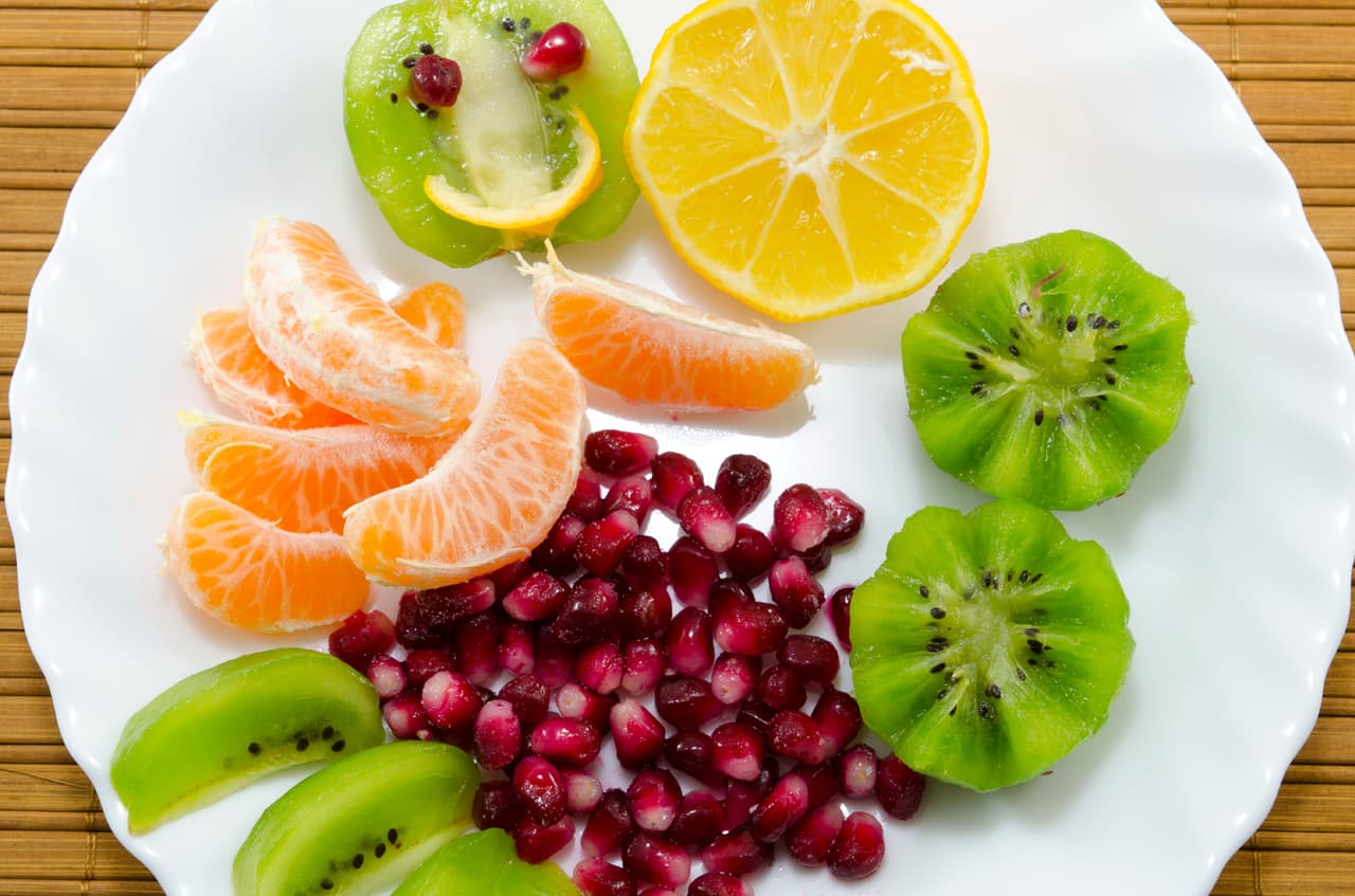 <b>El Buey - los nacidos en 1937, 1949, 1961, 1973, 1985, 1997, 2009:</b>
<br>Día de limpieza interior, procura pasarlo consumiendo frutas frescas, evitando fritangas y comidas grasosas, toma té verde, no dejes de comer hoy berro o espinacas que te ayudarán en ese propósito.