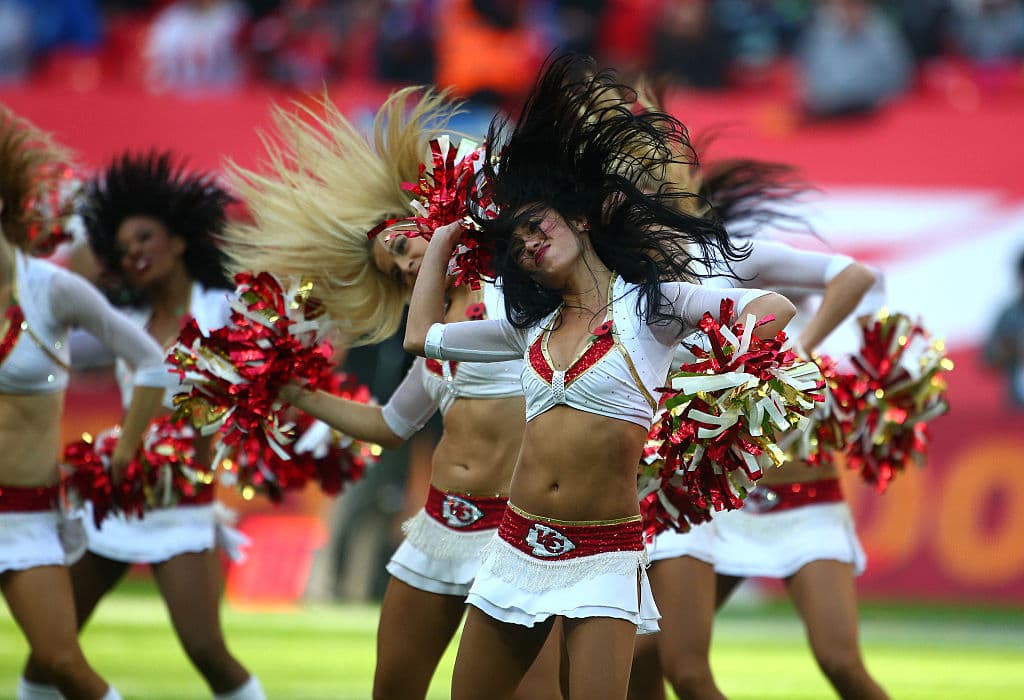 Kansas City Chiefs es un equipo sólido en ambos lados de la pelota y buscaran alcanzar el Super Bowl con el ánimo de sus fieles porristas