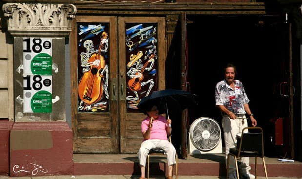 Las razones por las que los inmigrantes están abandonando Chicago