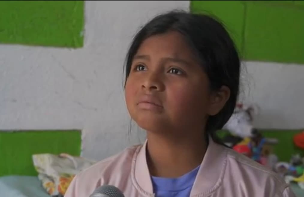 <b>“Quisiera verla normal,</b> como la demás gente para que ya no sufra”, dice su pequeña hija. Daliani Hernández, en medio del llanto. 
<br>