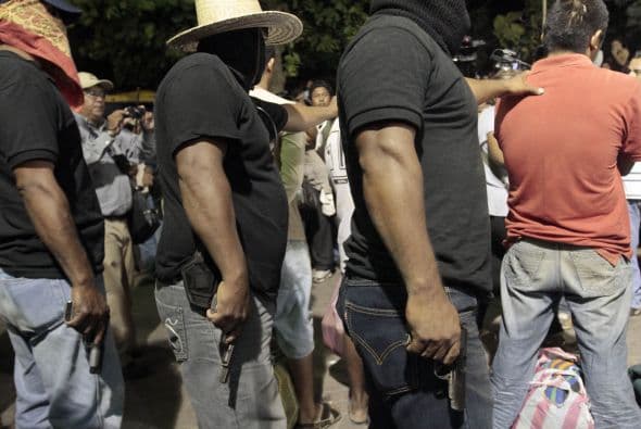 El Movimiento Civil de Autodefensa de la Unión de Pueblos y Organizaciones del Estado de Guerrero (UPOEG).