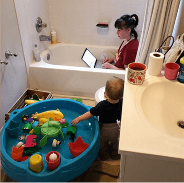 Cómo ha empeorado la situación de las madres trabajadoras en tiempos de pandemia