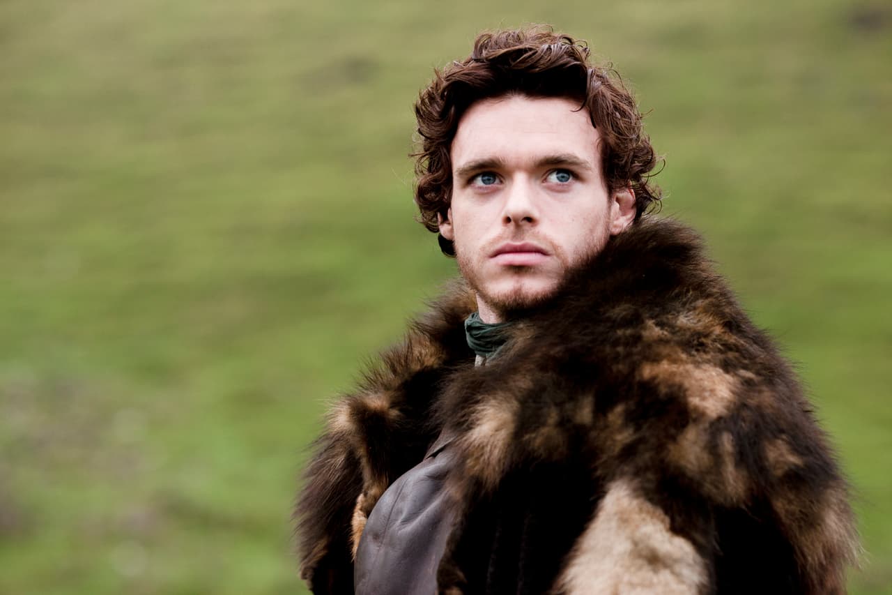 <b>Richard Madden</b>
<br>De 2011 a 2013, el actor interpretó a Robb Stark, el primogénito de Catelyn y Ned Stark.