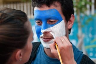 Argentinos abarrotaron embajada en Ciudad de México