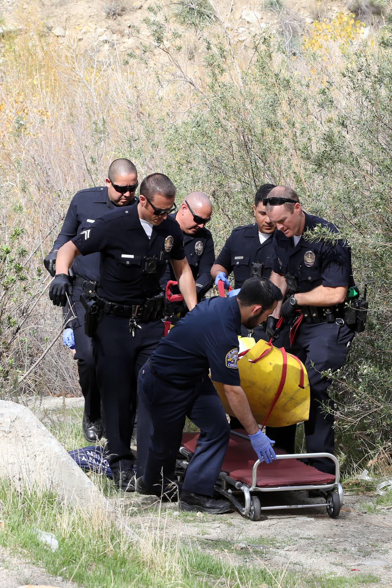 Su abogado, Michael Proctor, confirmó que el artista había fallecido y pidió recordarlo como alguien que "estaba haciendo lo mejor para reparar algunos errores graves y de juicio". Le sobrevivien su papá, mamá y un hermano.