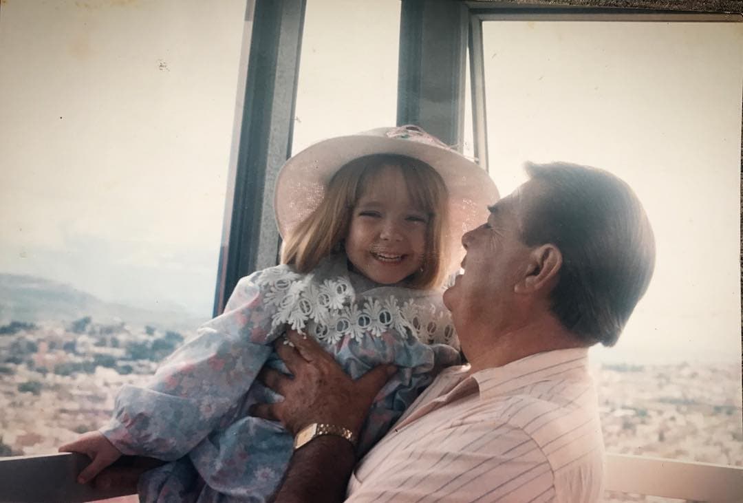 Aquí podemos ver que el rostro de 
<b>Diego</b> es casi igual al de su hermosa madre, así como la sonrisa y claro, la belleza, confirmando que el buen porte del pequeño bebé viene por parte de sus dos padres, pues nadie puede negar que ambos son guapísimos.