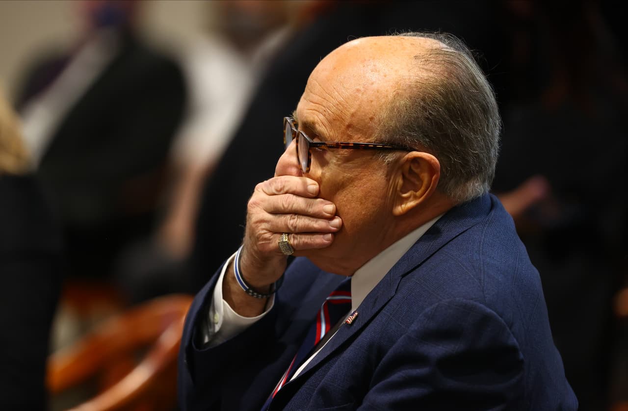 Estas son las falsedades que dijo Rudy Giuliani sobre Dominion... y ahora enfrenta demanda millonaria