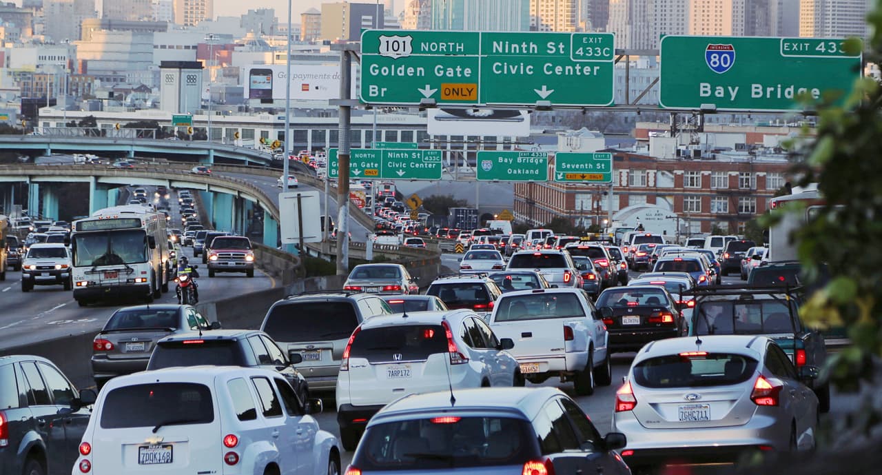 Para luchar contra el cambio climático, las ciudades deben combatir los automóviles