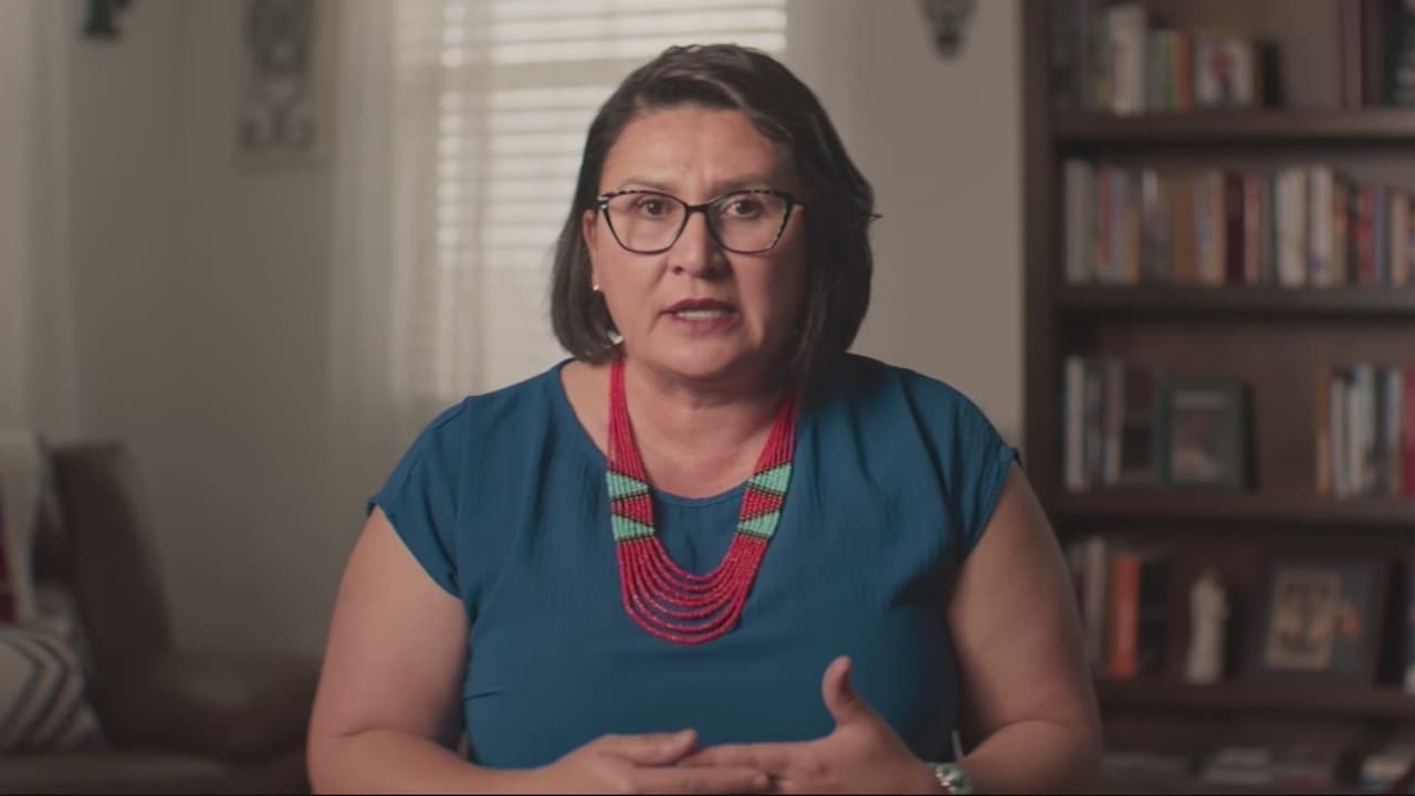 "Es un cobarde": Demócrata Joanna Mendoza busca disputarle el Distrito 6 a Juan Ciscomani