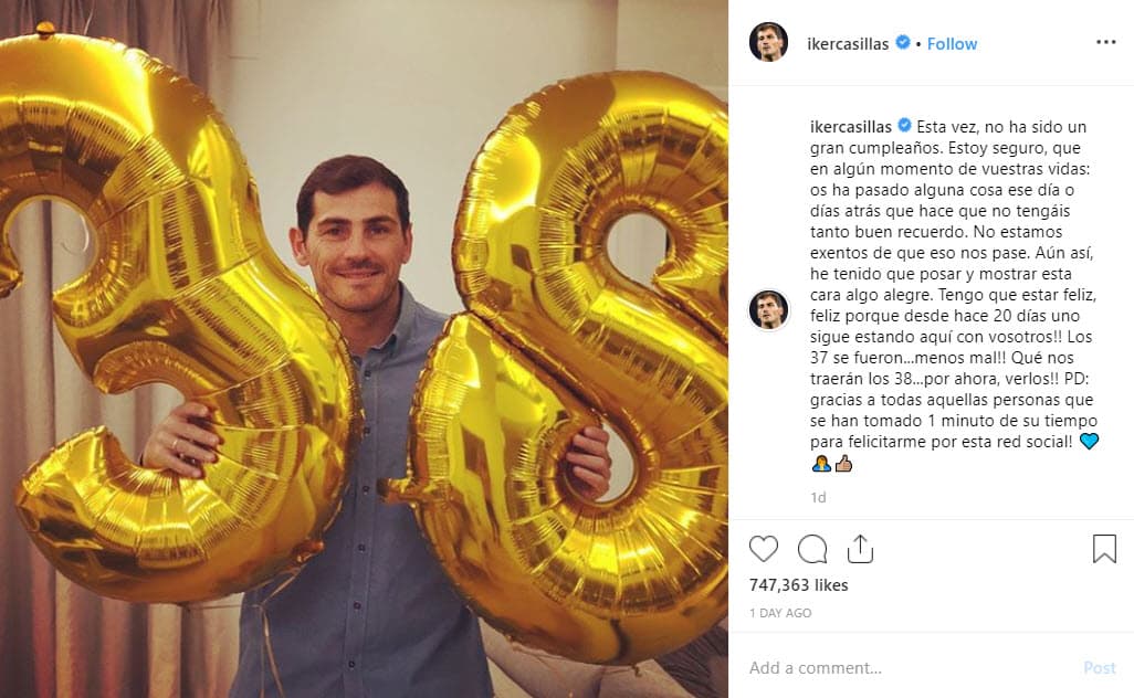 "Esta vez, no ha sido un gran cumpleaños. Estoy seguro, que en algún momento de vuestras vidas os ha pasado alguna cosa ese día o días atrás que hace que no tengáis tanto buen recuerdo. No estamos exentos de que eso nos pase. Aún así, he tenido que posar y mostrar esta cara algo alegre".
<br>