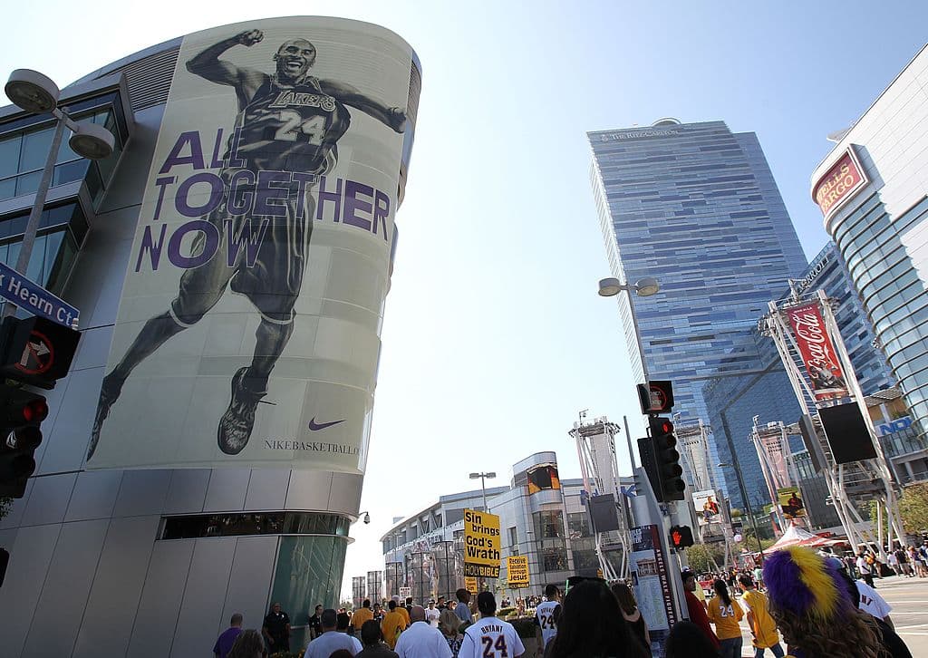 "Mi esperanza siempre será permitir que los fanáticos de Kobe obtengan y usen sus productos", dijo Vanessa Bryant.