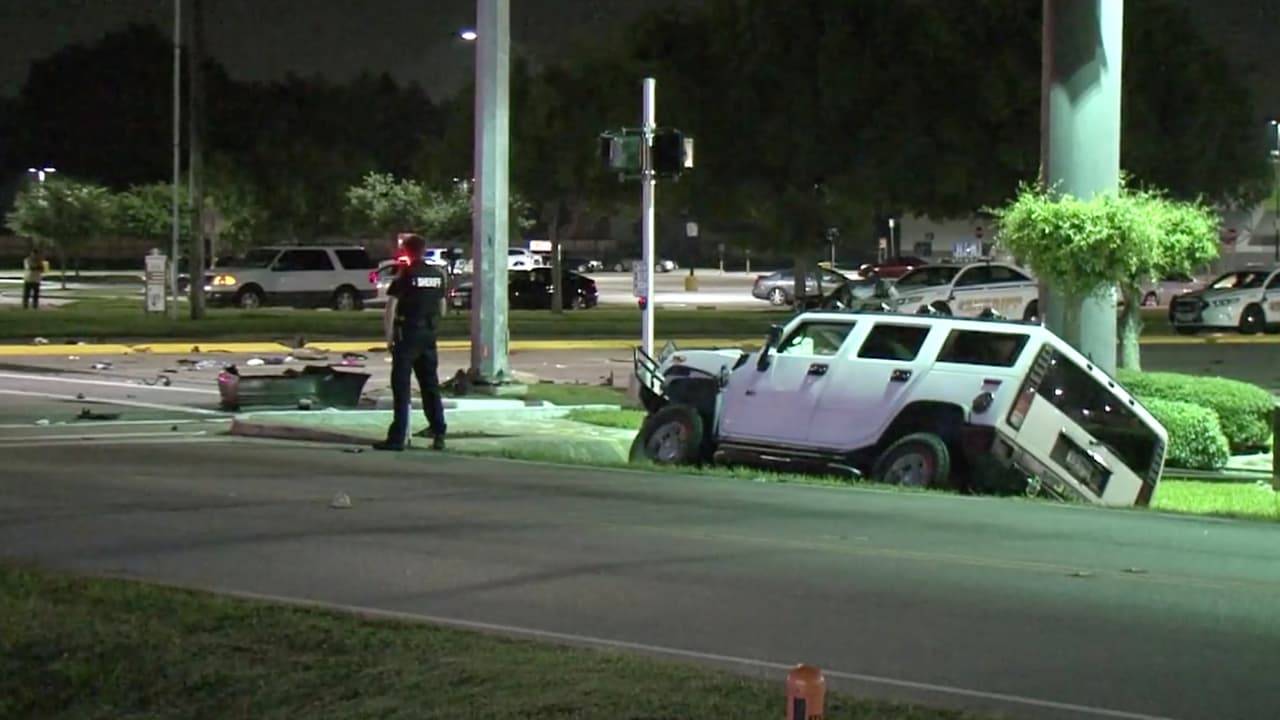 Los otros dos adolescentes fueron llevados al hospital en estado grave.