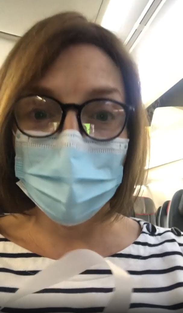 Mandó un mensaje para quienes se preocuparon por su salud: "Gracias de corazón por su cariño, me hacen sentir muy bien y así
<b>ya no me duele mi 'patita'</b>. ¡Bendiciones!", se lee en la publicación.
<br>