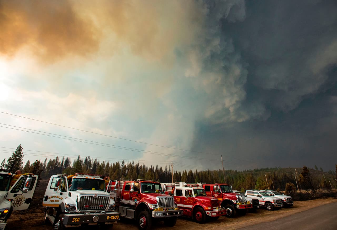 Entre los evacuados también se han reportado al menos ocho lesionados y más de 200 personas desaparecidas.
<br>
