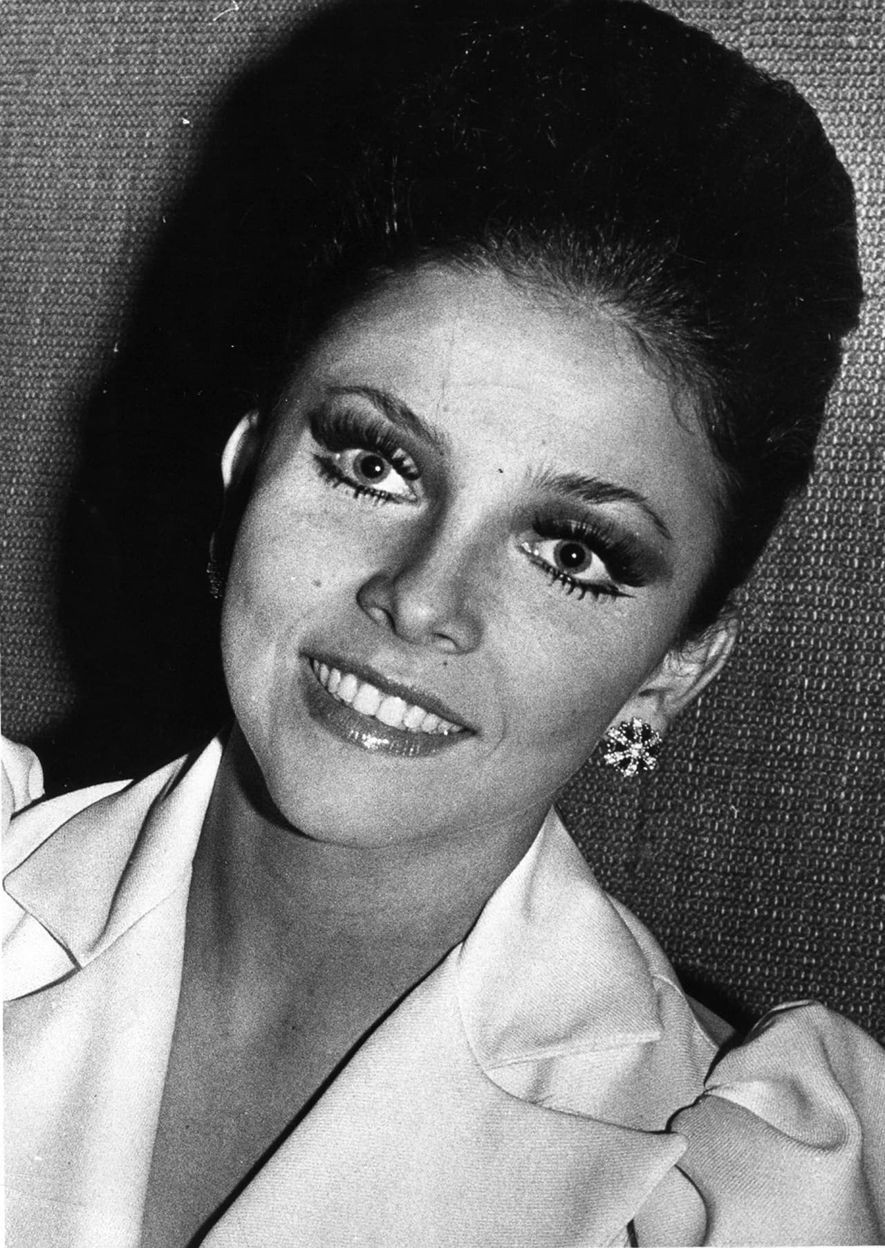 Verónica Castro debutó en las novelas mexicanas en 1969, con la historia 'Yo no creo en los hombres'.