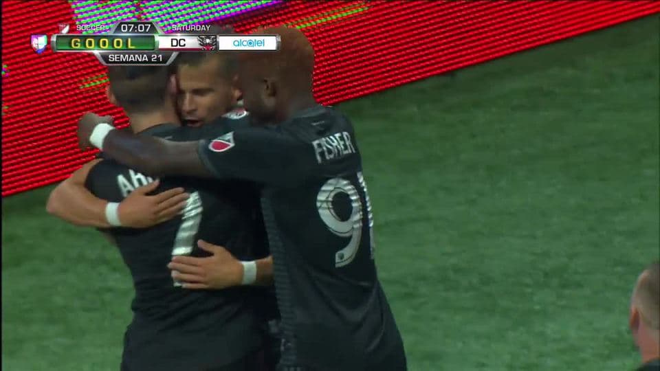 ¡GOOOL! Zoltán Stieber anota para D.C. United
