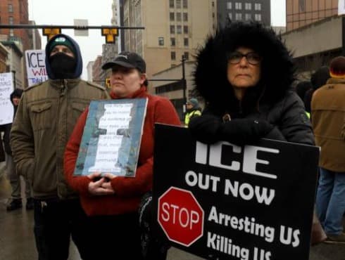 Acusan que agentes de migración usan el Título 18, sección 111, para hacer detenciones arbitrarias