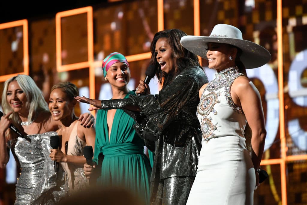 Aunque los asistentes al GRAMMY se emocionaron con el breve discurso de Michelle, hubo alguien muy cercano a ella que no quedó muy impresionada con la fama de la exprimera dama.
<br>