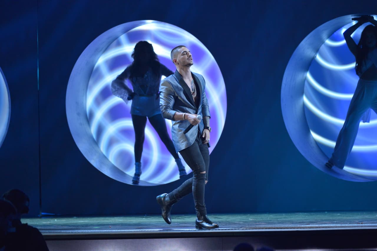 Adedmás mostró que hasta para subir a este escenario no podía dejar a un lado su faceta fashionista.