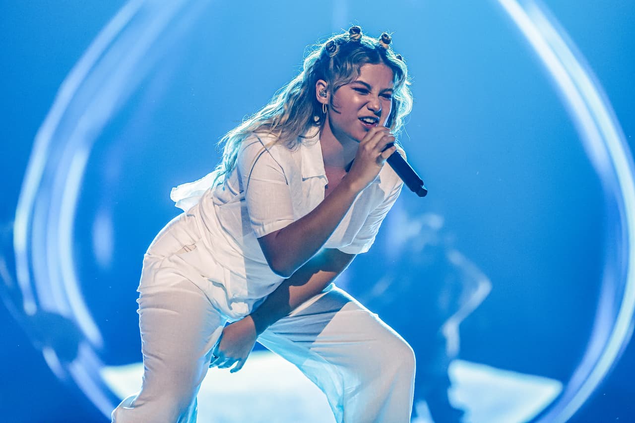 La cantante mexicana se mostró segura y lista para dar un gran show en Latin GRAMMY Celebra Ellas y su Música.