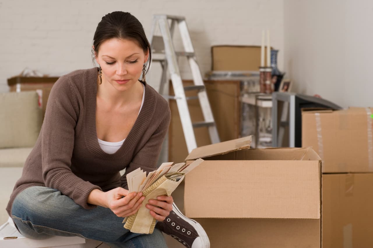 Si te estancas en algún momento, intenta reconfigúrarte y plantéate un pequeño objetivo cada semana que mejore un pequeño espacio a la vez, así lograras cumplir tú objetivo y de la mano de tu plan, evitar que el presupuesto te impida lograrlo.