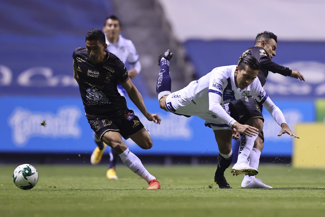 Con un gol de vestidor de Omar Fernández al minuto 1 y con autogol de Andrés Mosquera, la Franja pega primero y toma una importante ventaja para la vuelta.