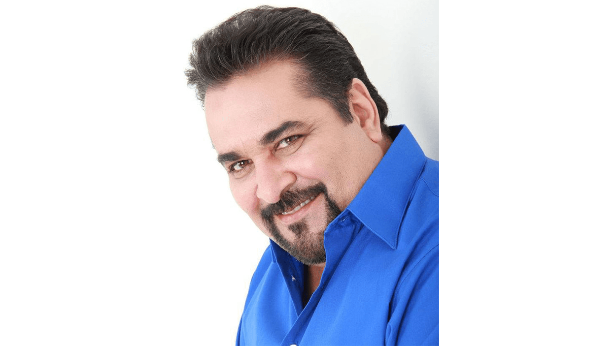 Javier Galvan visits Ram Herrera in hospital